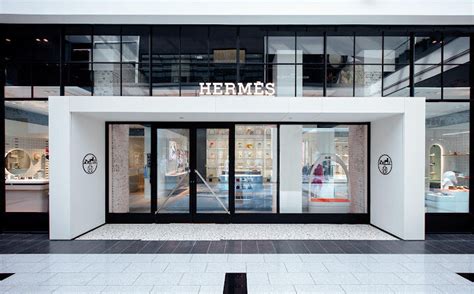 hermes roosevelt field ny